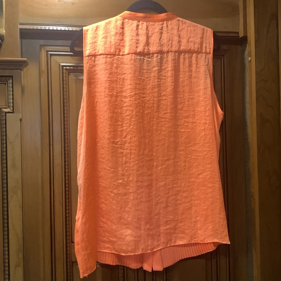NWT DKNY Pleated Front Orange Sleeveless Blouse Size XL - Picture 3 of 5